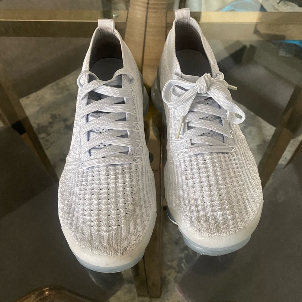 Nike White Vapormax